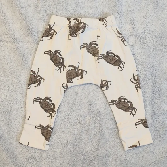 EUC 18-24M Kate Quinn Classic Panda Pants Crab 🦀 Raw Edge Cotton White Brown - Picture 4 of 4